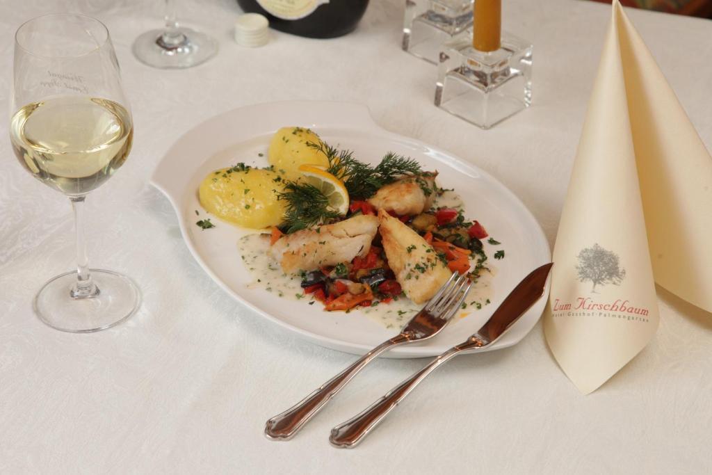 Hotel-Restaurant Zum Kirschbaum Rottendorf Dış mekan fotoğraf